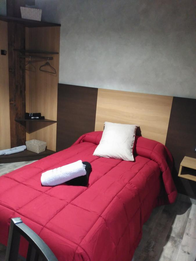 Albergue Pension Porta Santa Baleira Bagian luar foto