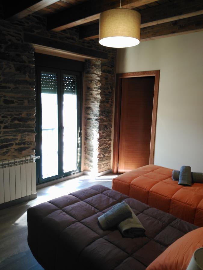Albergue Pension Porta Santa Baleira Bagian luar foto