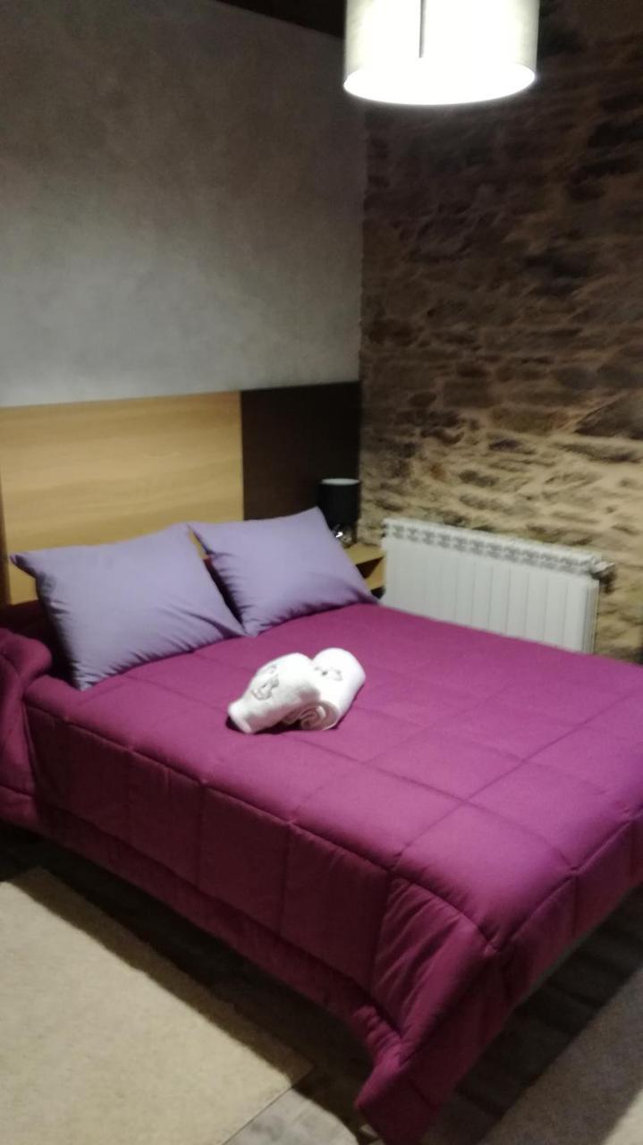 Albergue Pension Porta Santa Baleira Bagian luar foto
